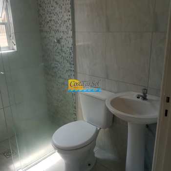 Apartamento em Praia Grande, bairro Guilhermina