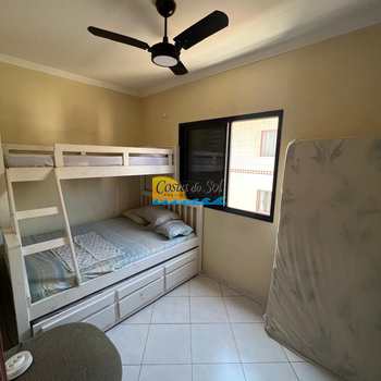 Apartamento em Praia Grande, bairro Guilhermina