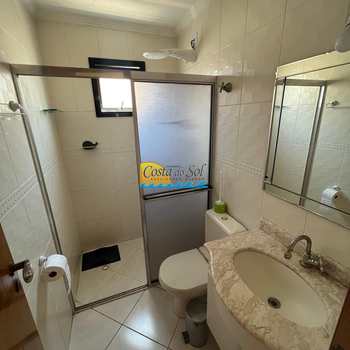 Apartamento em Praia Grande, bairro Guilhermina