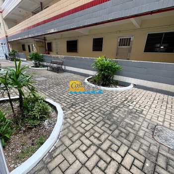 Kitnet em Praia Grande, bairro Guilhermina