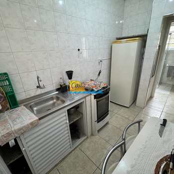 Kitnet em Praia Grande, bairro Guilhermina