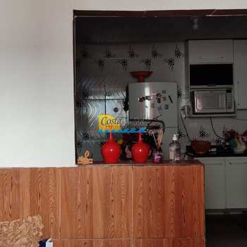 Casa em Praia Grande, bairro Nova Mirim