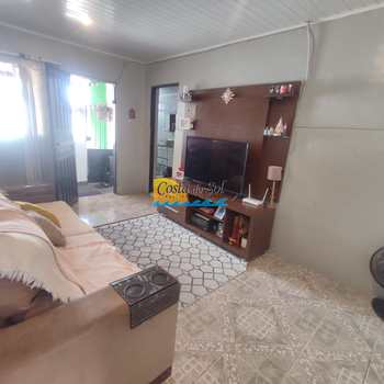 Casa em Praia Grande, bairro Nova Mirim
