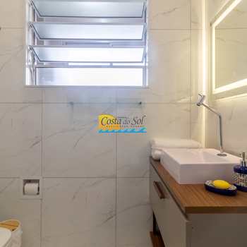 Apartamento em Praia Grande, bairro Guilhermina