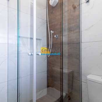 Apartamento em Praia Grande, bairro Guilhermina