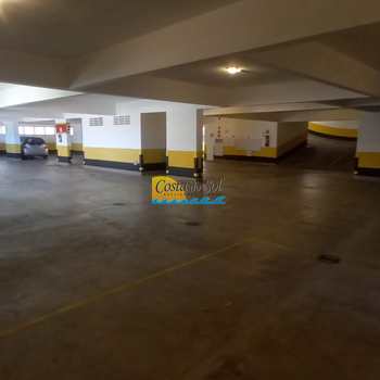 Apartamento em Praia Grande, bairro Guilhermina