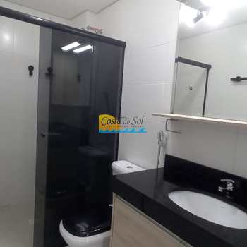 Apartamento em Praia Grande, bairro Guilhermina