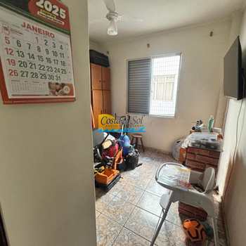 Apartamento em Praia Grande, bairro Guilhermina