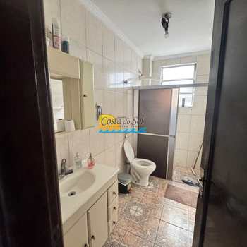 Apartamento em Praia Grande, bairro Guilhermina