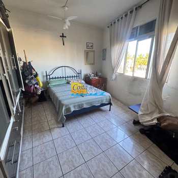 Apartamento em Praia Grande, bairro Guilhermina