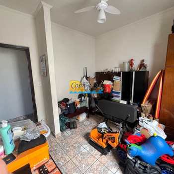 Apartamento em Praia Grande, bairro Guilhermina