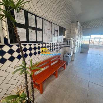 Apartamento em Praia Grande, bairro Guilhermina