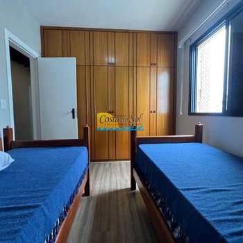 Apartamento em Praia Grande, bairro Guilhermina