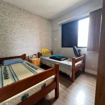 Apartamento em Praia Grande, bairro Guilhermina