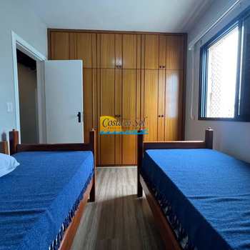 Apartamento em Praia Grande, bairro Guilhermina