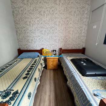 Apartamento em Praia Grande, bairro Guilhermina