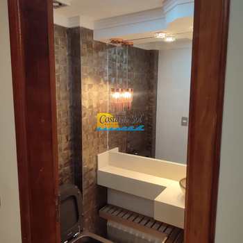 Apartamento em Praia Grande, bairro Guilhermina