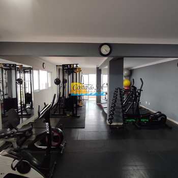 Apartamento em Praia Grande, bairro Guilhermina
