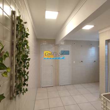 Apartamento em Praia Grande, bairro Guilhermina