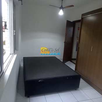 Kitnet em Praia Grande, bairro Boqueirão