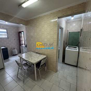 Apartamento em Praia Grande, bairro Canto do Forte