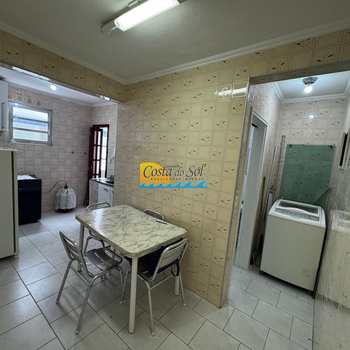 Apartamento em Praia Grande, bairro Canto do Forte