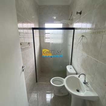 Casa em Praia Grande, bairro Guilhermina