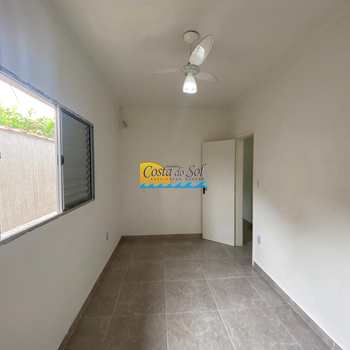 Casa em Praia Grande, bairro Guilhermina