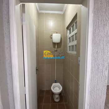 Casa em Praia Grande, bairro Guilhermina