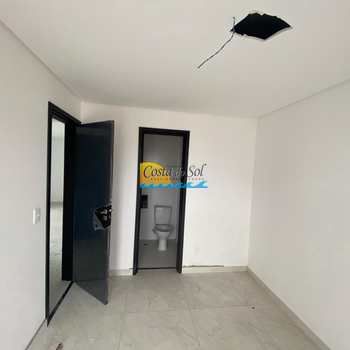Apartamento em Praia Grande, bairro Aviação