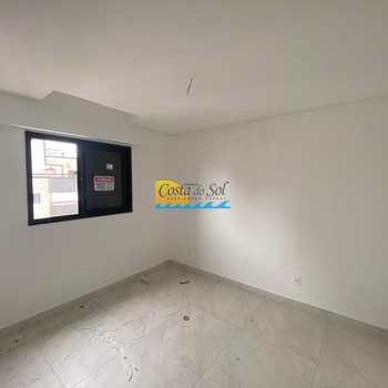 Apartamento em Praia Grande, bairro Aviação