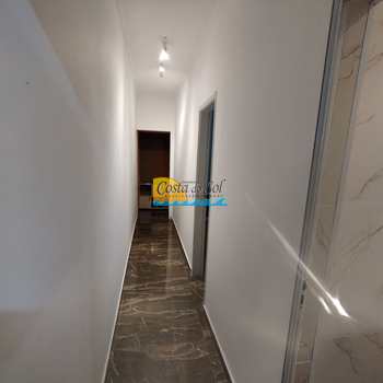 Apartamento em Praia Grande, bairro Guilhermina