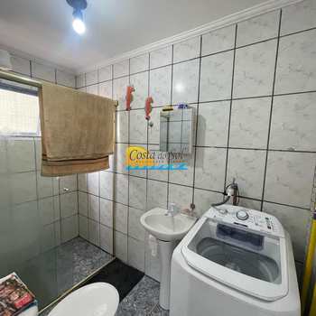 Kitnet em Praia Grande, bairro Guilhermina