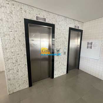 Kitnet em Praia Grande, bairro Guilhermina