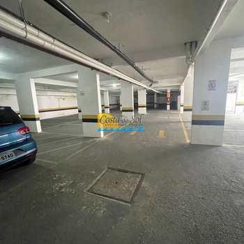 Kitnet em Praia Grande, bairro Guilhermina