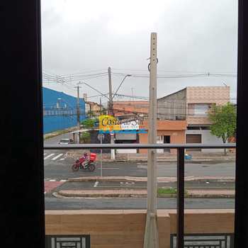 Sobrado em Praia Grande, bairro Vila Sônia