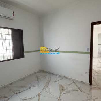 Casa em Praia Grande, bairro Maracanã