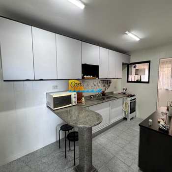 Apartamento em Praia Grande, bairro Guilhermina