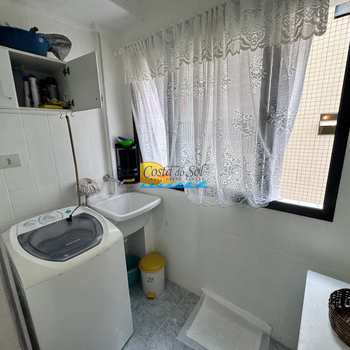 Apartamento em Praia Grande, bairro Guilhermina
