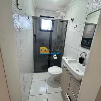 Apartamento em Praia Grande, bairro Guilhermina