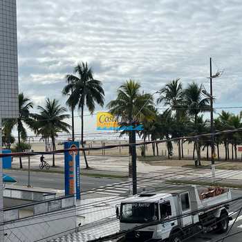 Kitnet em Praia Grande, bairro Aviação
