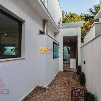 Casa em Bertioga, bairro Riviera