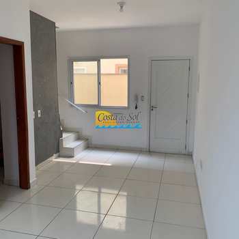 Sobrado em Praia Grande, bairro Vila Sônia