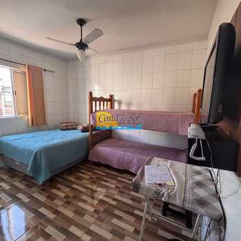 Kitnet em Praia Grande, bairro Ocian