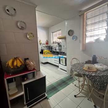Casa em Praia Grande, bairro Canto do Forte