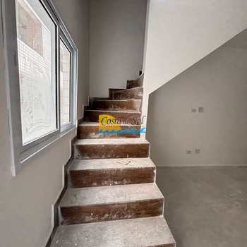 Casa de Condomínio em Praia Grande, bairro Ocian