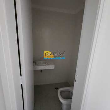 Apartamento em Praia Grande, bairro Canto do Forte