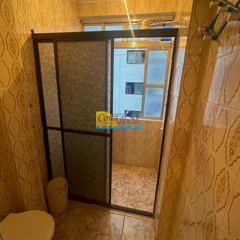 Kitnet em Praia Grande, bairro Guilhermina