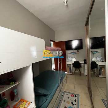 Casa de Condomínio em Praia Grande, bairro Sítio do Campo