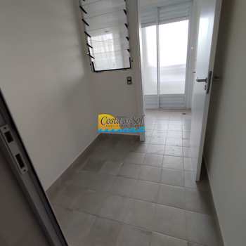 Apartamento em Praia Grande, bairro Canto do Forte